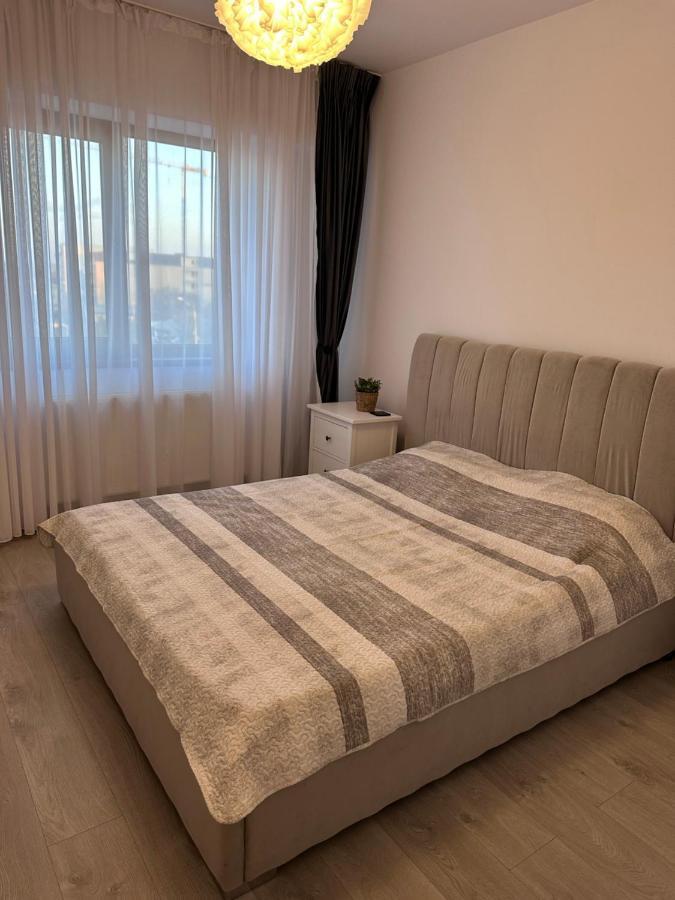 Sunset View Bucharest Apartment Exterior photo